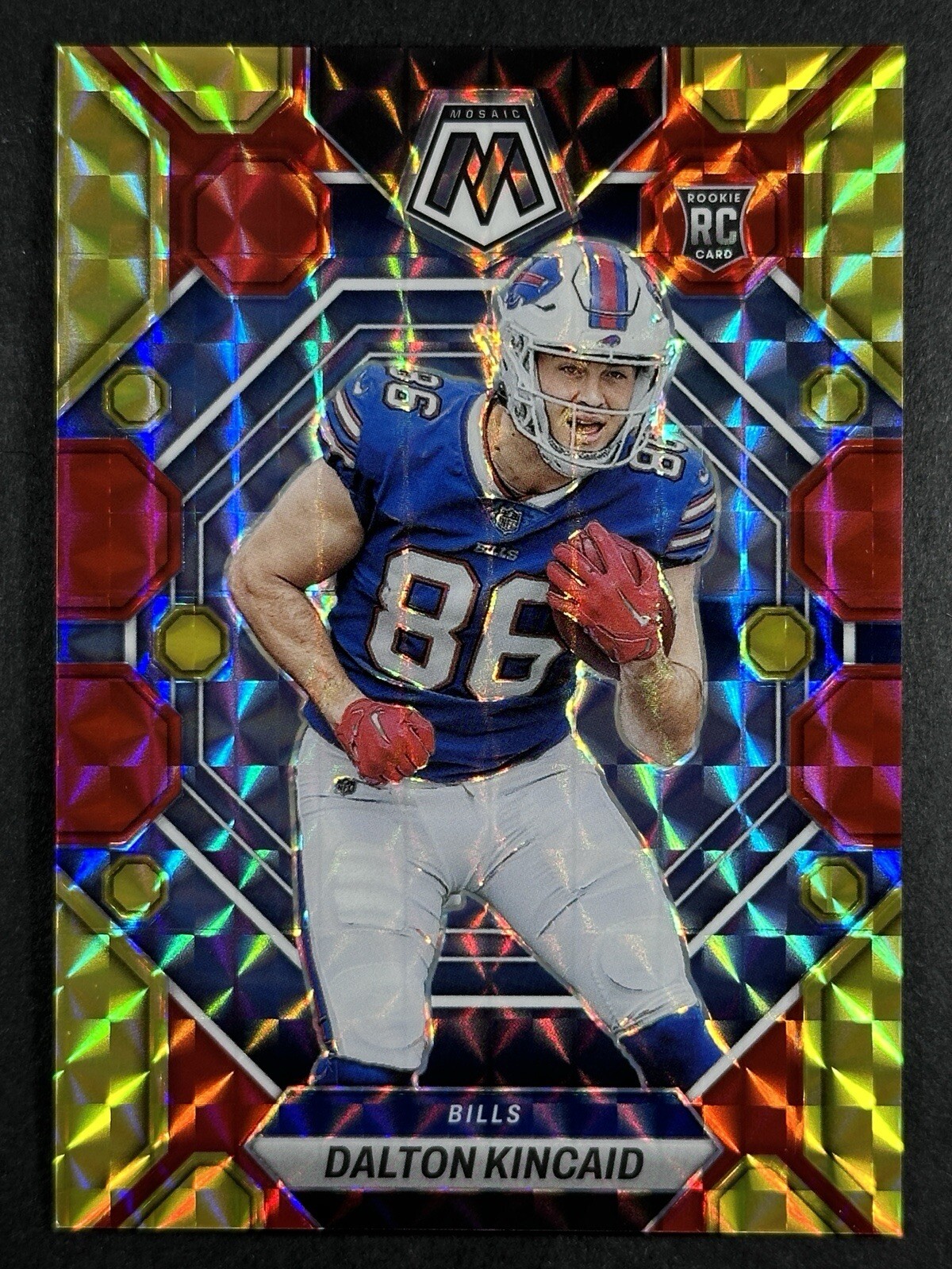 2023 Panini Mosaic Dalton Kincaid Rookie Choice Red & Yellow Fusion /80 #305 RC