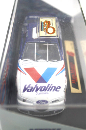 NASCAR Cummins Mark Martin #6 Valvoline Car Die Cast Toys - Picture 4 of 5