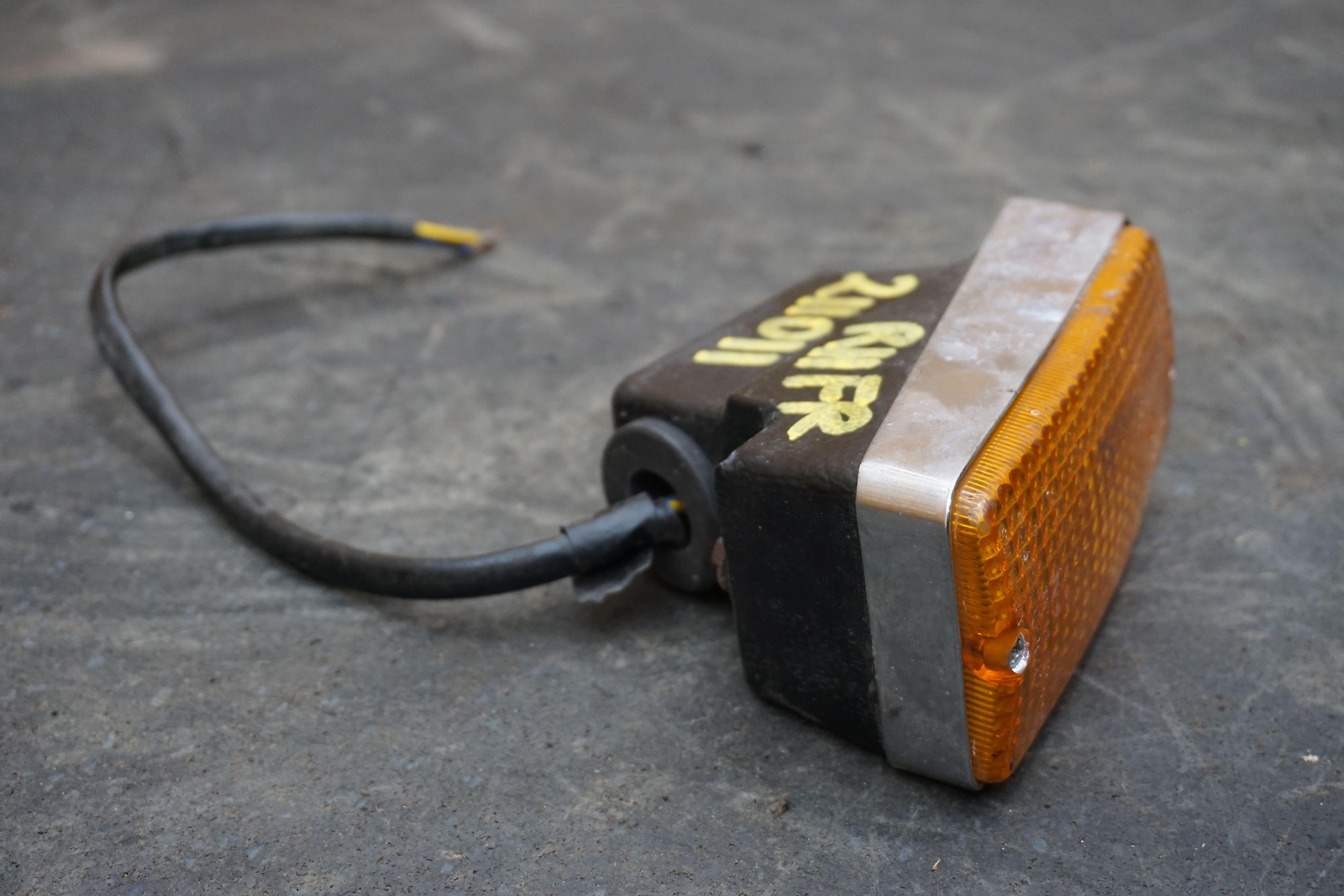 Front Right Turn Signal Light Lamp Carello 16.632.717 OEM Maserati Merak 1975