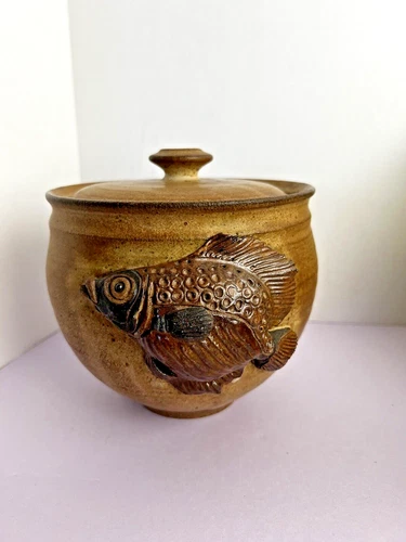 RARE Vintage 1981 Studio Art Pottery Bean Pot Lidded With Fish Bowl Signed