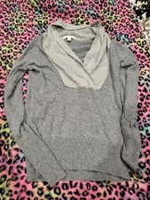 Juniors Sweater Xs