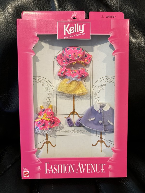 Mattel Fashion Avenue Kelly Doll Outfit Dress Coat Hat Shoes Set MPN 16696