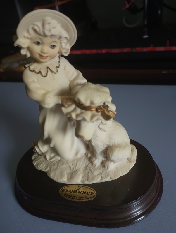 Giuseppe Armani Figurine,  "Sunday Best" (#0115F), Excellent Condition, No Box
