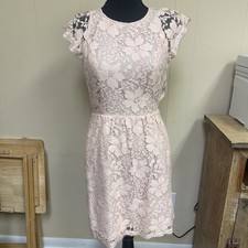 BCBGeneration Blush Open Back Floral Lace Dress Size 2 Flirty Girly Dainty