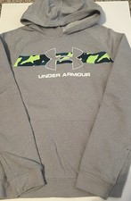 Under Armour Boys Hooded Sweatshirt Size Youth XL - Small Stain On Left Sleeve