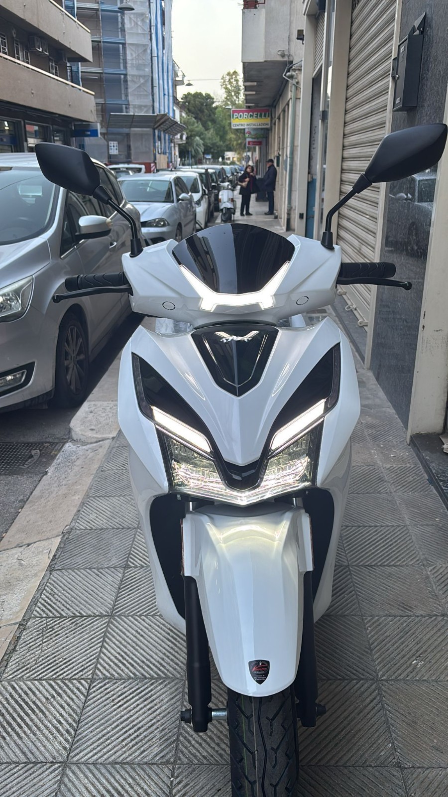 TNT XCS 125 - Moto Nuova foto 3