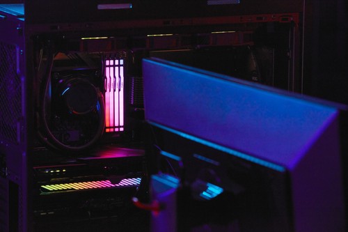 Kingston Technology FURY Beast 8GB 5200MT/s DDR5 CL40 DIMM RGB - KF552C40BBA-8 - Picture 12 of 17