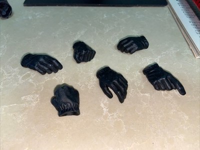 Hot Toys Terminator 2 MMS795 1/6 Scale Figure - T-800 Hand Accessories (x6)