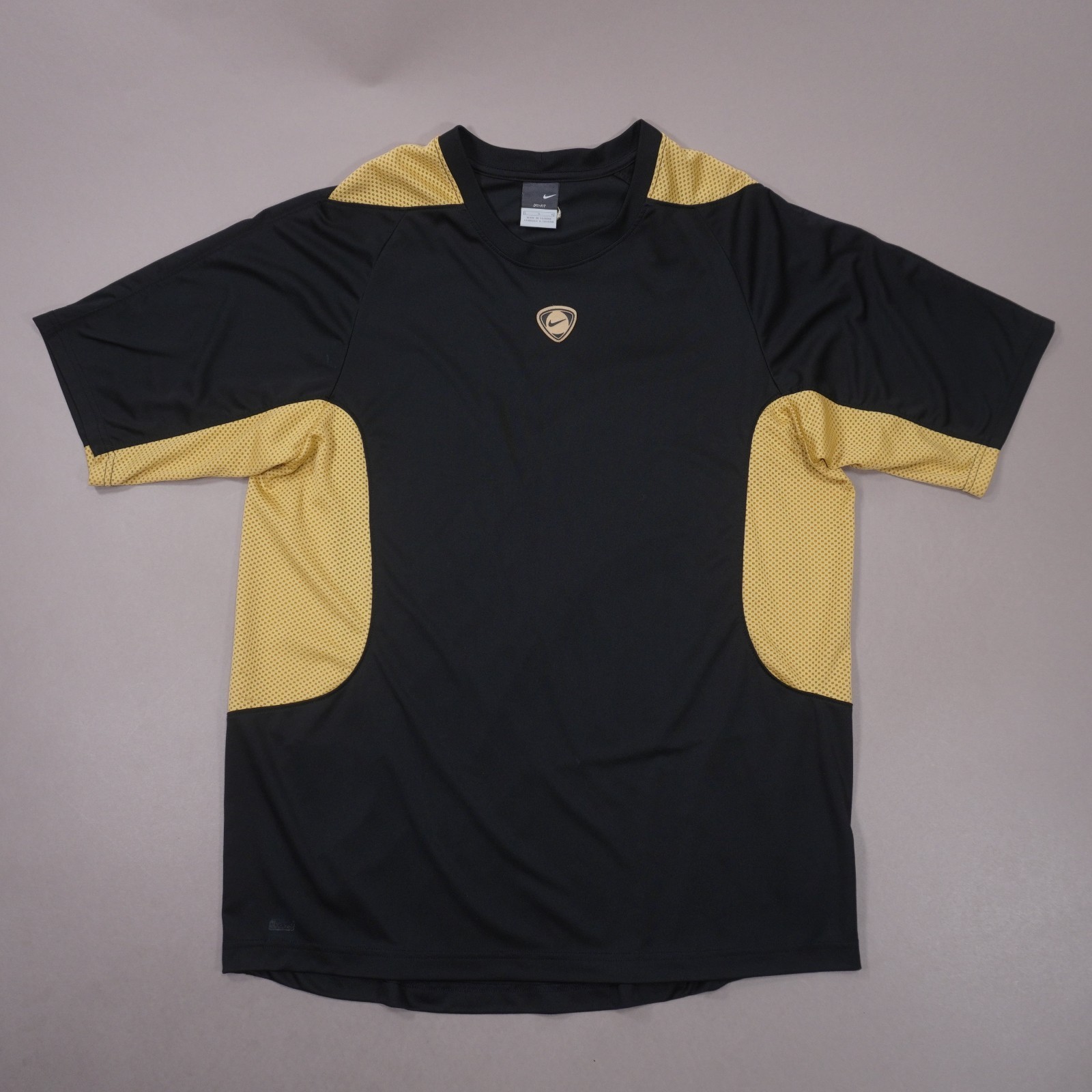 Vintage Y2K Nike Dri-Fit Soccer Jersey Shirt Mens Large Black Gold Short Sleeve