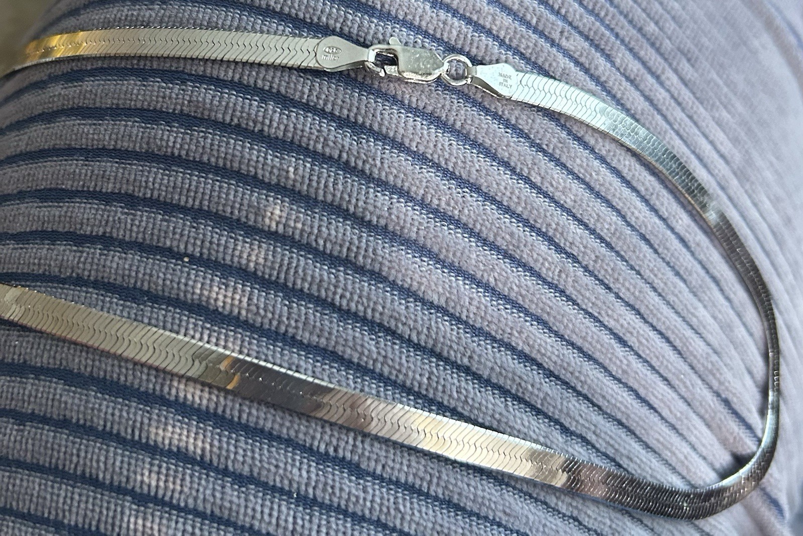 Italian Sterling 925 Silver Flat Herringbone Link… - image 3