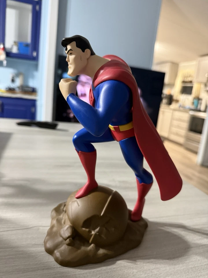 Статуэтка из ПВХ DC Gallery SUPERMAN The Animated Series из коробки - Изображение 2 из 3