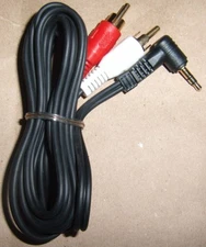 (1) 3.5mm to RCA Auxillary Aux Input Adapter iPod iPhone 4 5 MP3 Car Stereo New