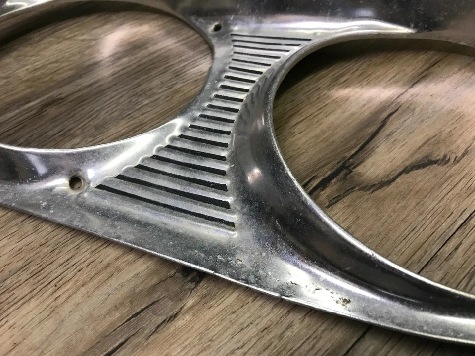 1965 1966 1967 CHEVROLET CORVAIR LH ОБОДОК ФАРЫ Б/У GM - Изображение 3 из 3