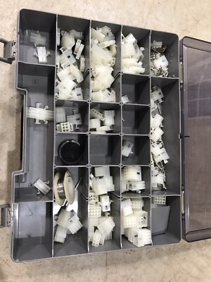 Large Assortment Of Molex Wire Connectors Plus Other Connectors In Nice Case