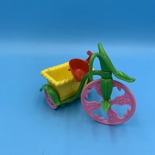 VINTAGE 1982 KENNER STRAWBERRY SHORTCAKE BERRY CYCLE BIKE TRICYCLE DOLL VEHICLE