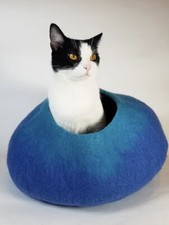Pet Bed Cat Cave by Walking Palm - LARGE - Blue and Turquoise, 100 Wool