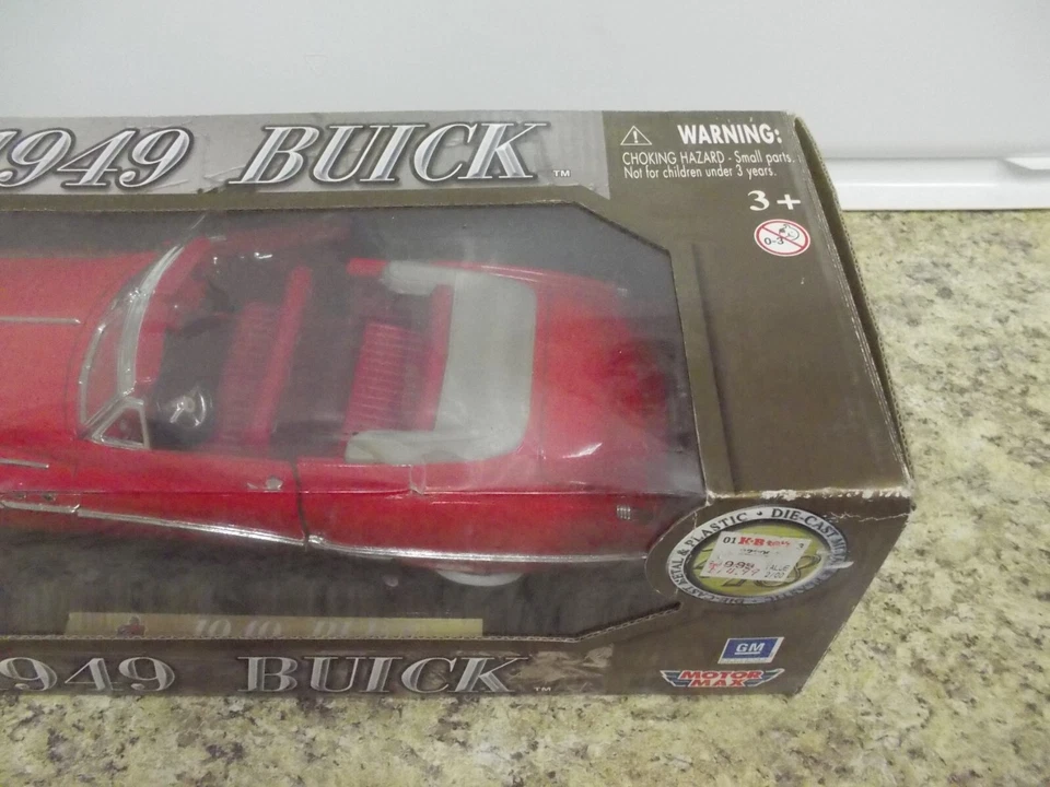 1949 Buick GM Motor Max Red Convertible Car 1/18 Die Cast NIB In Box - Image 4 of 4