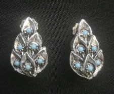 Vintage Stylecraft Clip-On Earrings Faux Turquoise Stones in Silver Tone Leaf