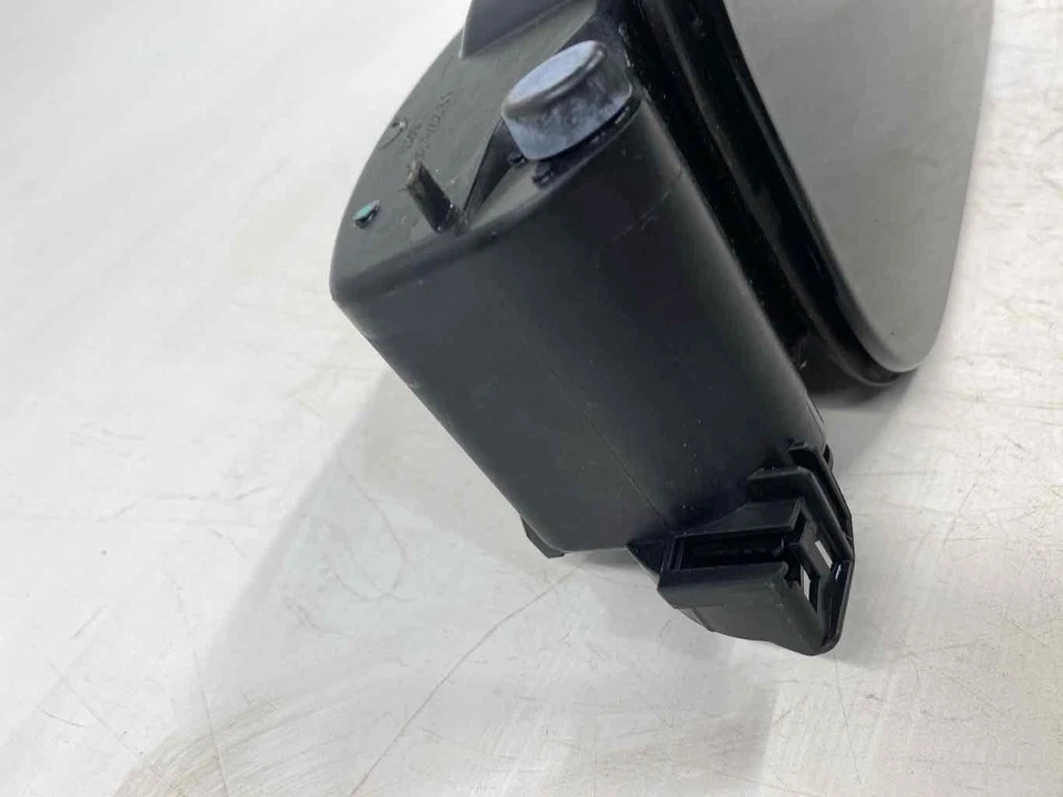 12 13 14 15 MERCEDES ML SERIES Fuel Tank Door - Imagem 3 de 4