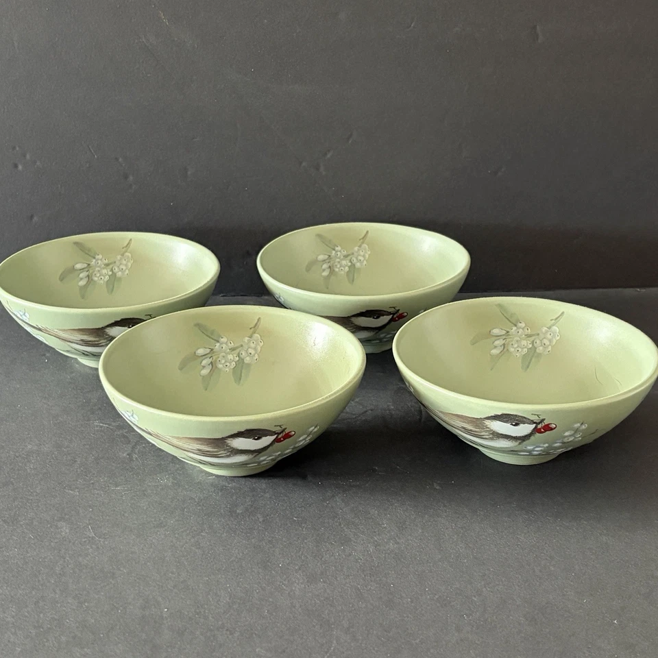 Set of 4 - Pfaltzgraff Winterwood Green - Dessert Bowls 5 3/8" Chickadee Berry - Image 4 of 4