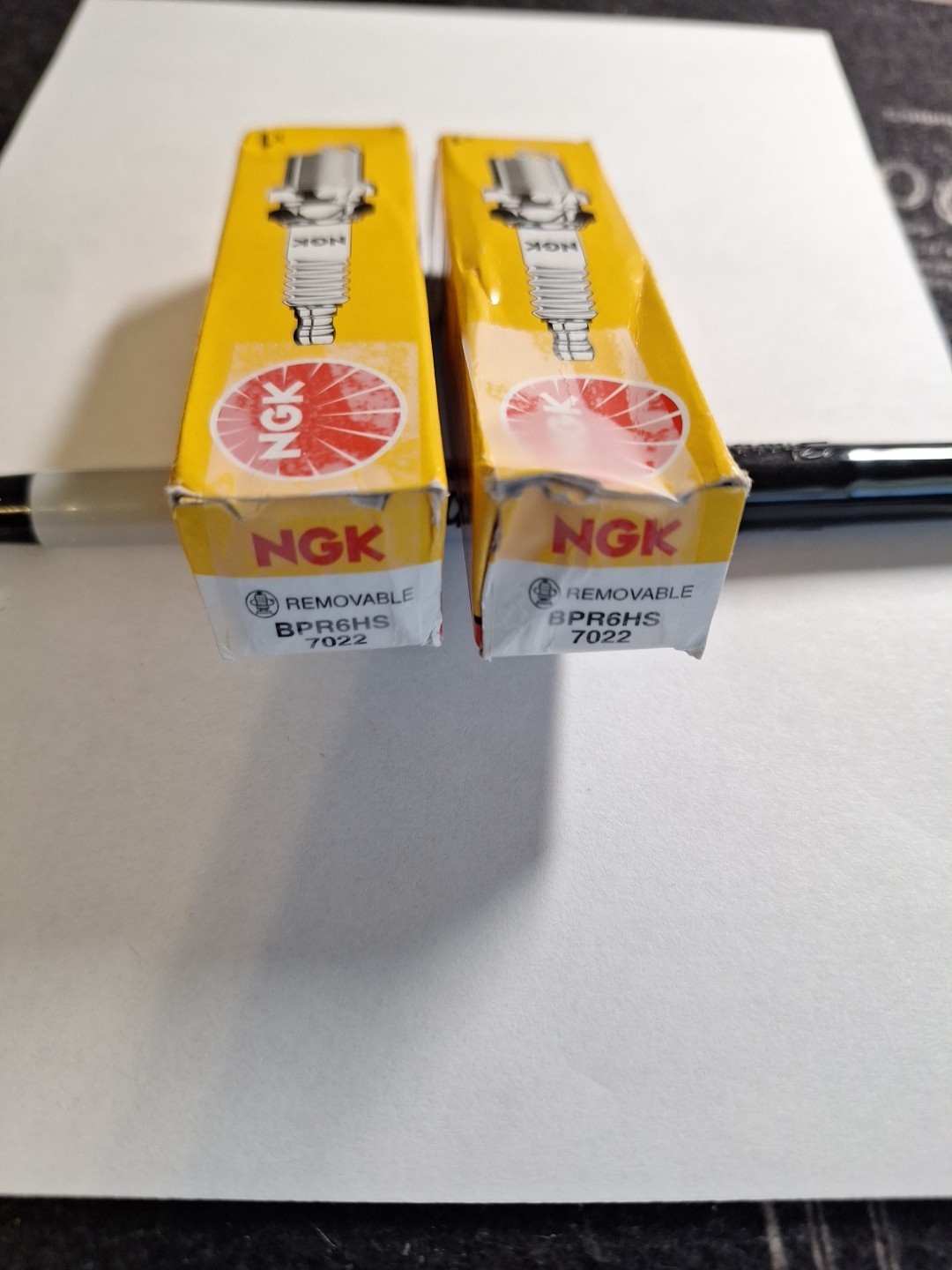 Pack Of 2 Genuine NGK Standard Resistor Spark Plugs. BPR6HS 7022