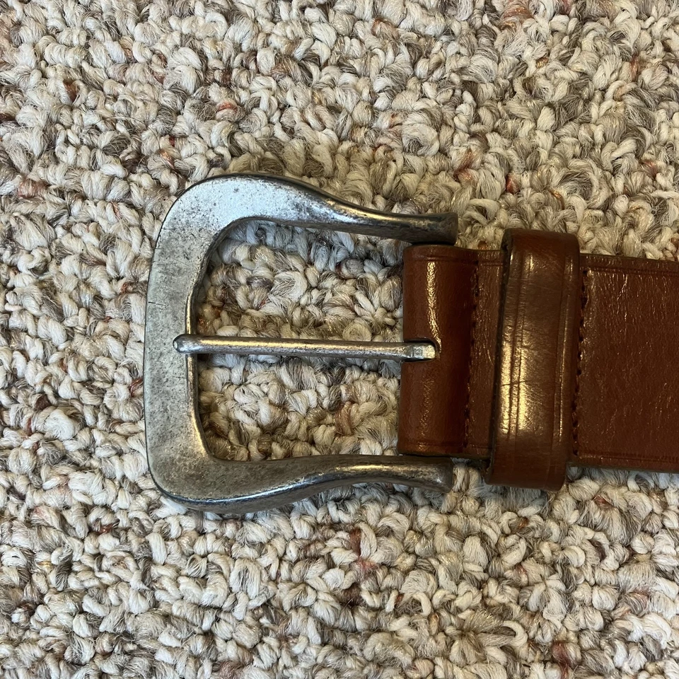 Cinturón de cuero para mujer Gap talla 32 marrón floral detalle de cuerda ancho boho occidental Foto 3 de 4