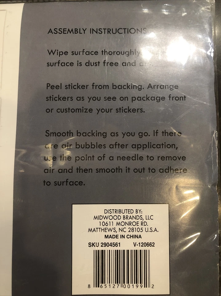 Repositionable Foil Peel & Stick Wall Decal Gold Love “Makes A House A Home” - Image 4 of 4