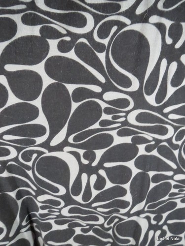 Milly Knit Dress Mini Size M Black Gray Stretch Graphic Mod Print Short Sleeve - Picture 5 of 9