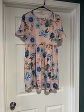 EUC Ruffled Short Sleeve Floral Mini Dress Sz Medium