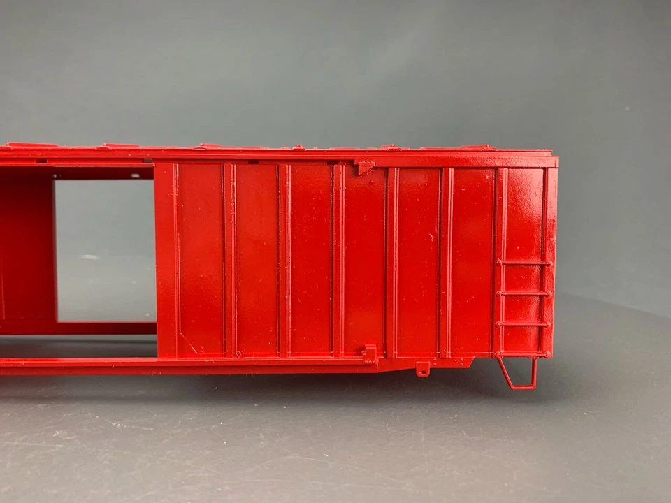 O Scale Weaver Modern Boxcar Shell, Red, Shell Only O1925 LZ - Image 3 of 4