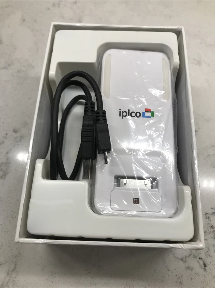 Ipico Hand Held Projector For iPod and iPhone New Open Box Model # PJ205 - Image 3 of 4