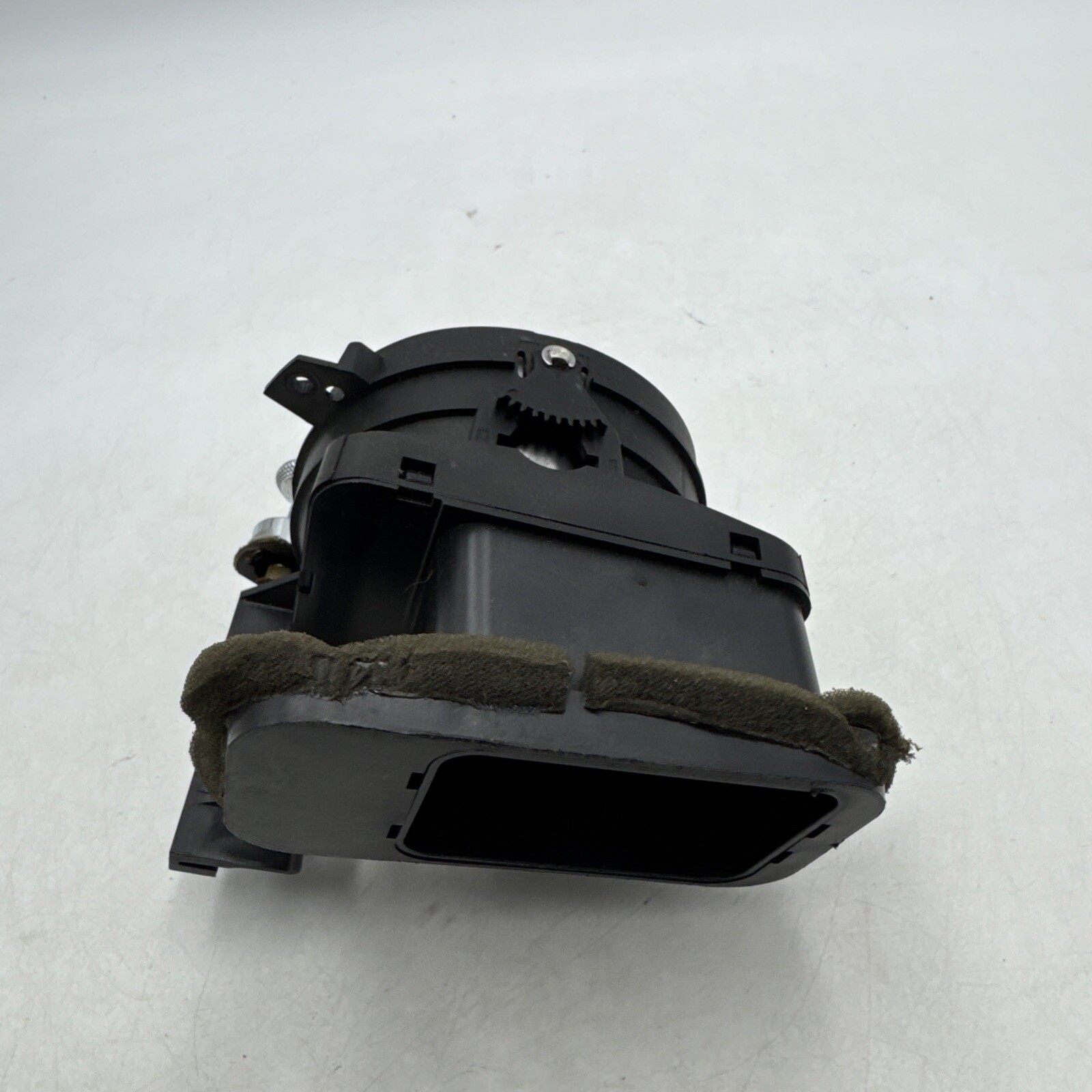 2006-2012 BENTLEY CONTINENTAL DASH PASSENGER SIDE TRIM MOLDING AIR VENT OEM