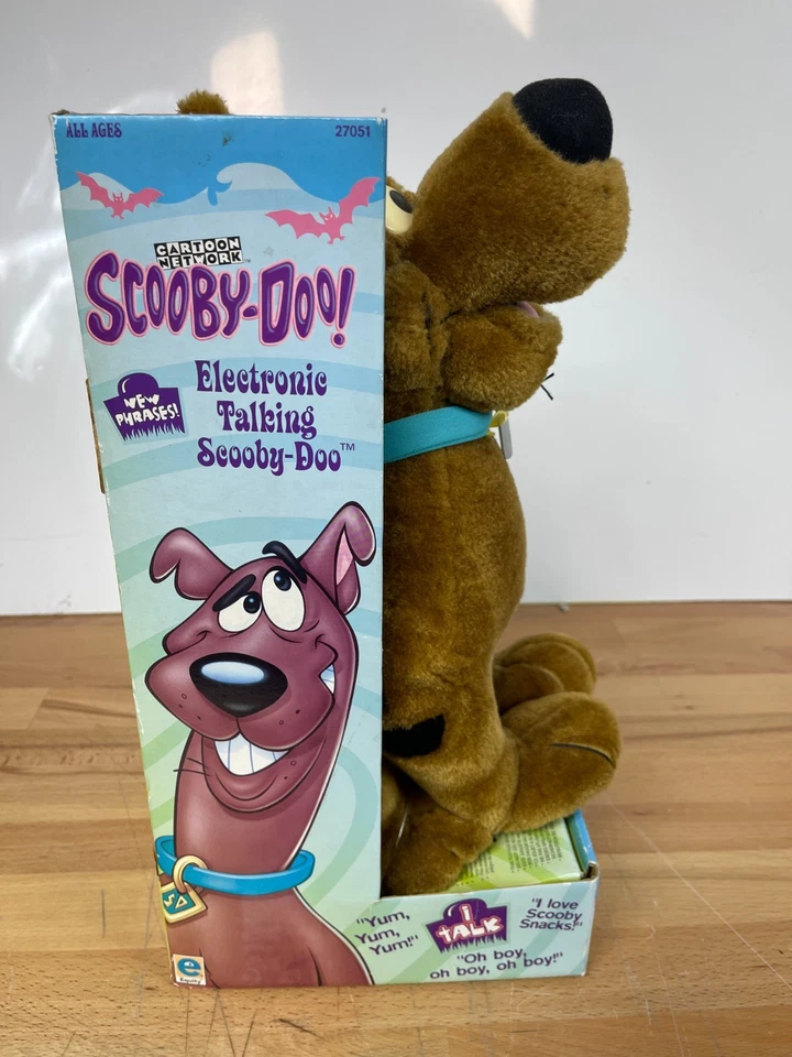 Scooby-Doo Electronic Talking Plush 2000 Equity Cartoon Network w/ Box - Image 2 of 4