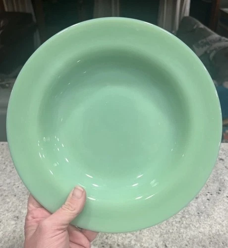 Fire King JADEITE RESTAURANT WARE  9" FLAT RIM SOUP BOWL- Excellent Condition