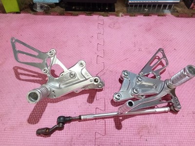 Honda VFR400 NC30 RVF400 NC35 CNC rearsets  