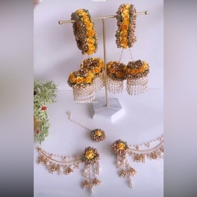 FESTIVE ESSENTIALS BRIDAL FLOWER JEWELRY SET HANDCRAFTED INDIAN PAKISTANI
