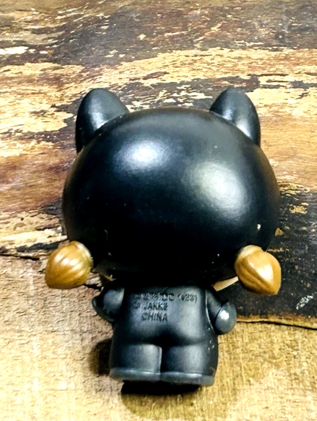 Minifigura micro rara Jakks Pacific DC Comics Minis Micros Series #1 CATWOMEN Foto 3 de 3