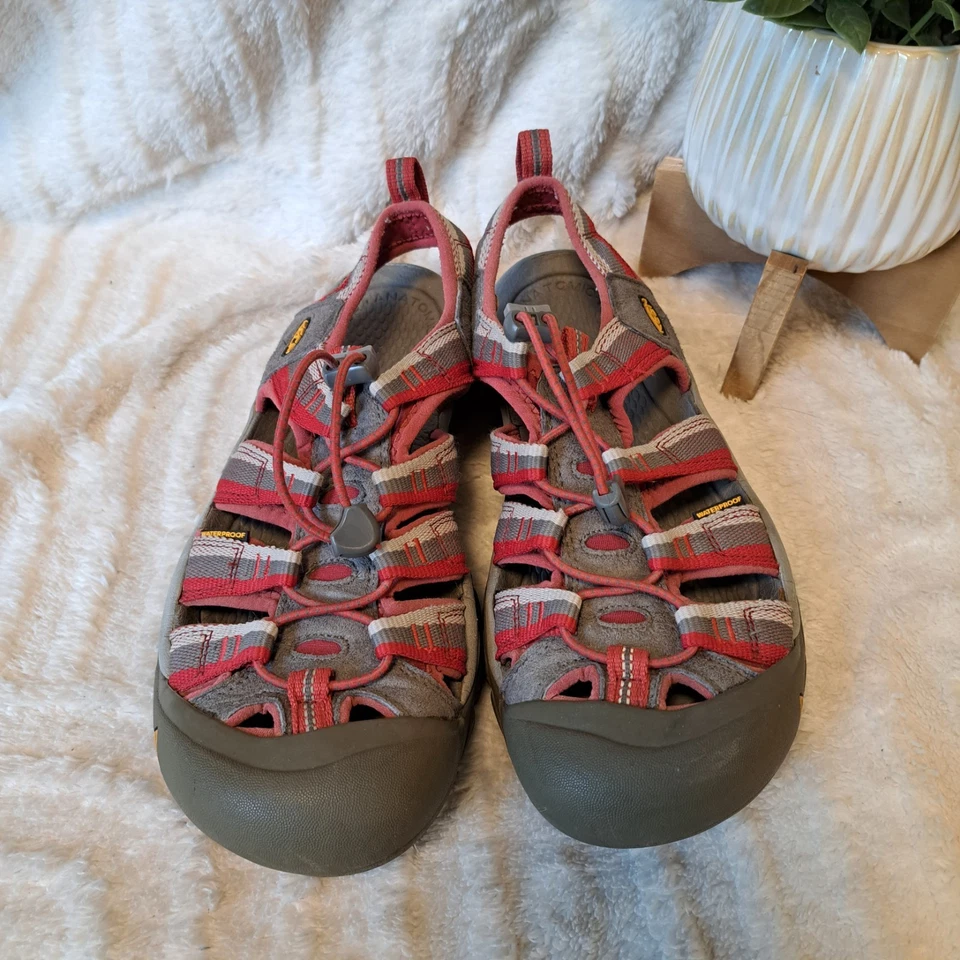 Sandalias Keen Newport H2 impermeables deportivas al aire libre senderismo rojas para mujer talla 9 Foto 3 de 4