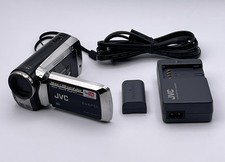 JVC Everio GZ-MS130BU Camcorder 16GB 40X Zoom w/ Battery Charger Excellent