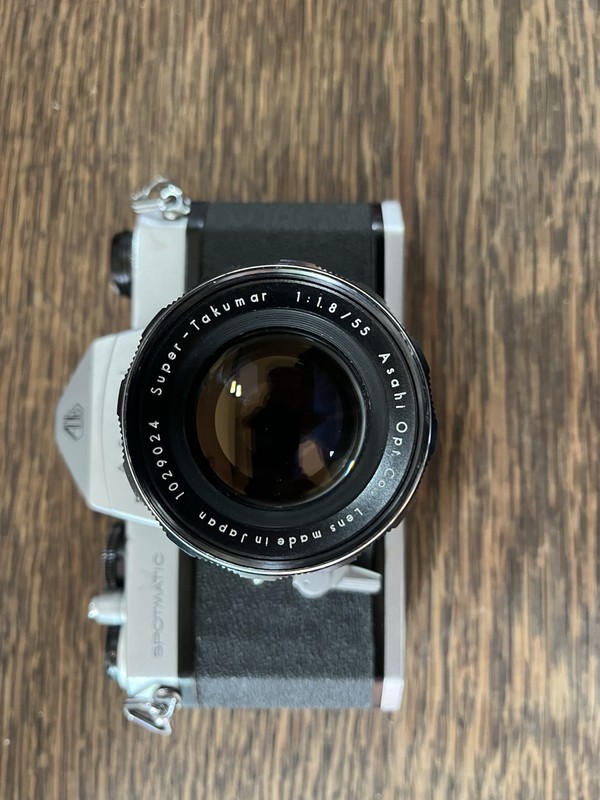 Vintage Asahi Pentax Spotmatic SP 35mm SLR Camera Super-Takumar 55mm f/1.8 Lens