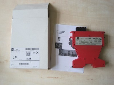 Allen Bradley  440R-P4NANS  (Extension module)