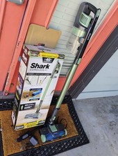 Shark UZ155 Pet Cordless Stick Vacuum / PowerFins and Self-Cleaning Brush Roll