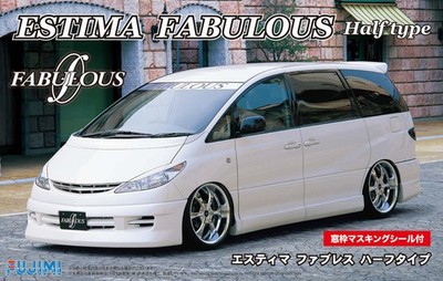 Fujimi Toyota Estima Fabulous Half-Type Modellbausatz im Maßstab 1:24