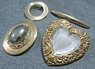 Vintage goldtone metal heart wreath & barrete pin + locket pendant Unsigned
