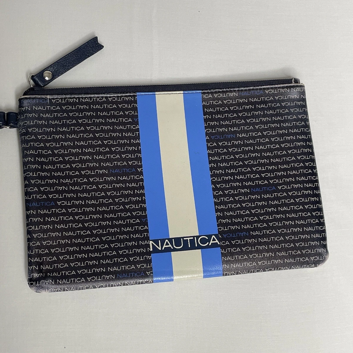 Nautica clutch store