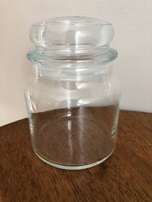 MEDIUM YANKEE CANDLE JAR 14.5 OZ. actually holds more than 18 oz. of liquid