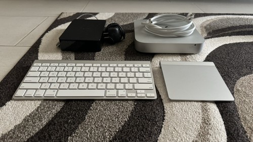 Apple Mac mini 2012 - 16gb - 1tb SSD - Apple Keyboard And Trackpad, Ext HD - Afbeelding 2 van 6