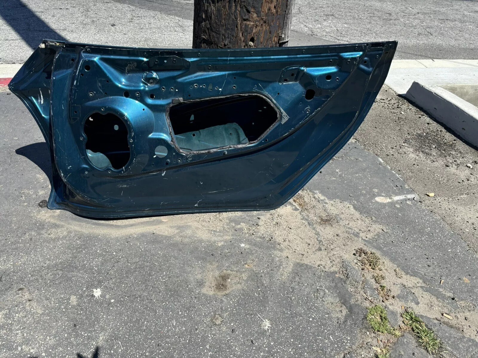 McLaren 570 570s Passenger side Front Door Shell OEM (RH)