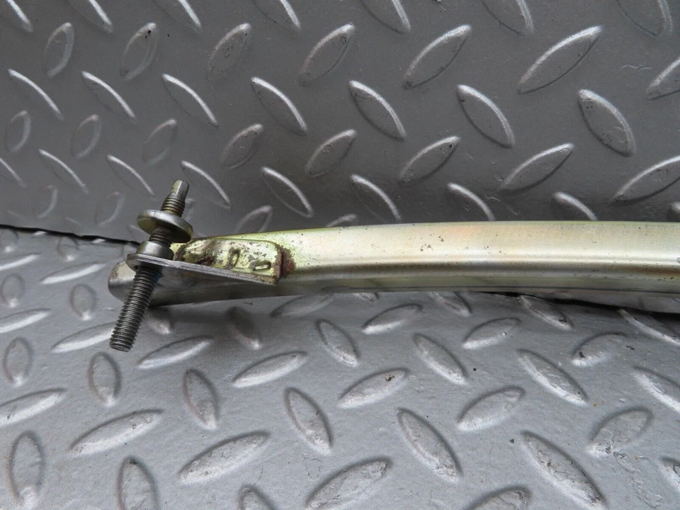 ⚙17157⚙ Mercedes-Benz R129 300SL Coupe Right Door Front Window Channel - Image 2 of 4