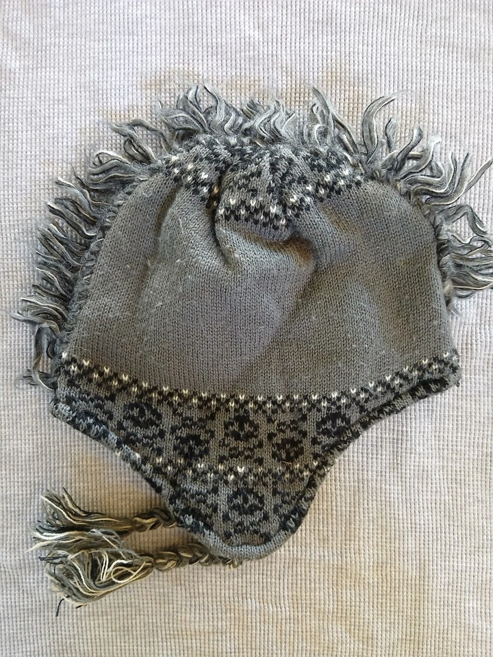 Sombrero de trampero para niños con diseño de calavera y huesos cruzados - talla S/M 4-7 Foto 2 de 3